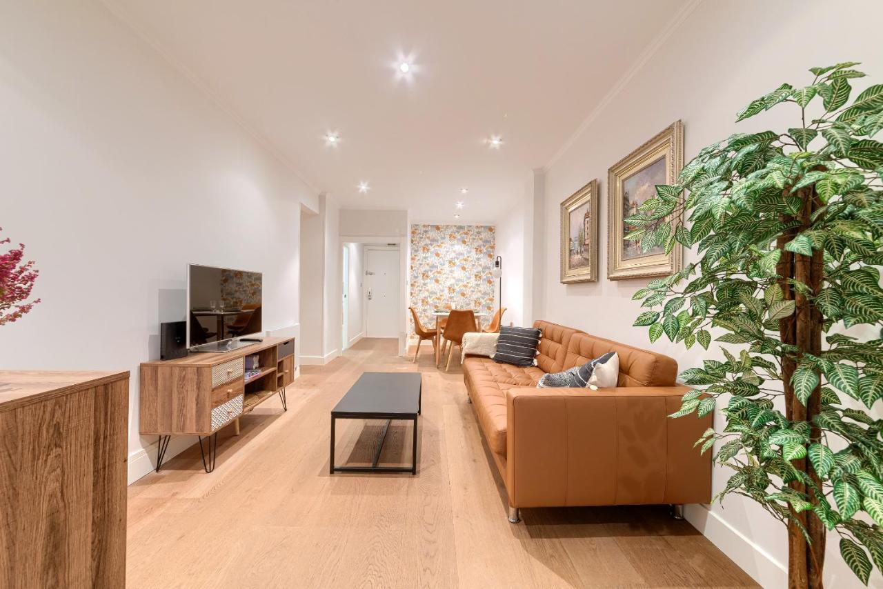 Lersundi Chic Stay Bilbao Exteriör bild